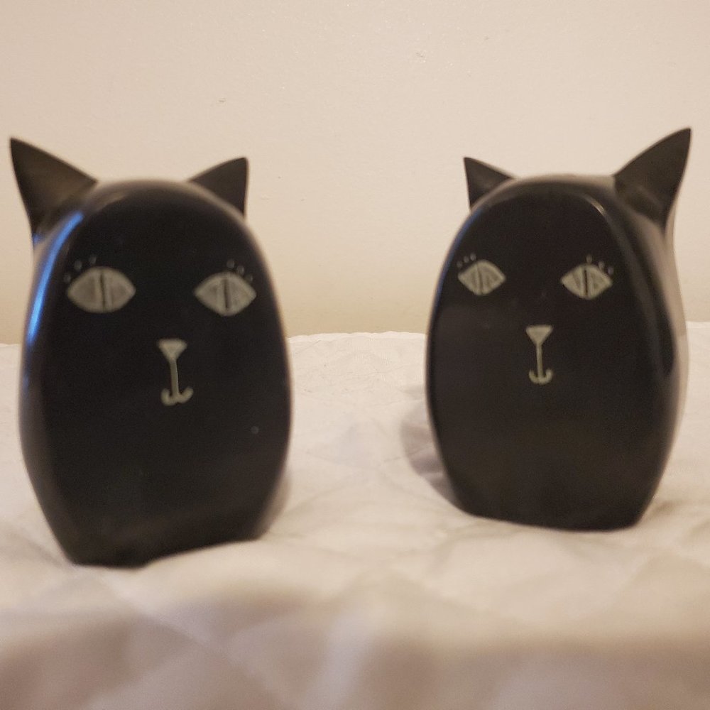 Cat Salt and Pepper Shakers
